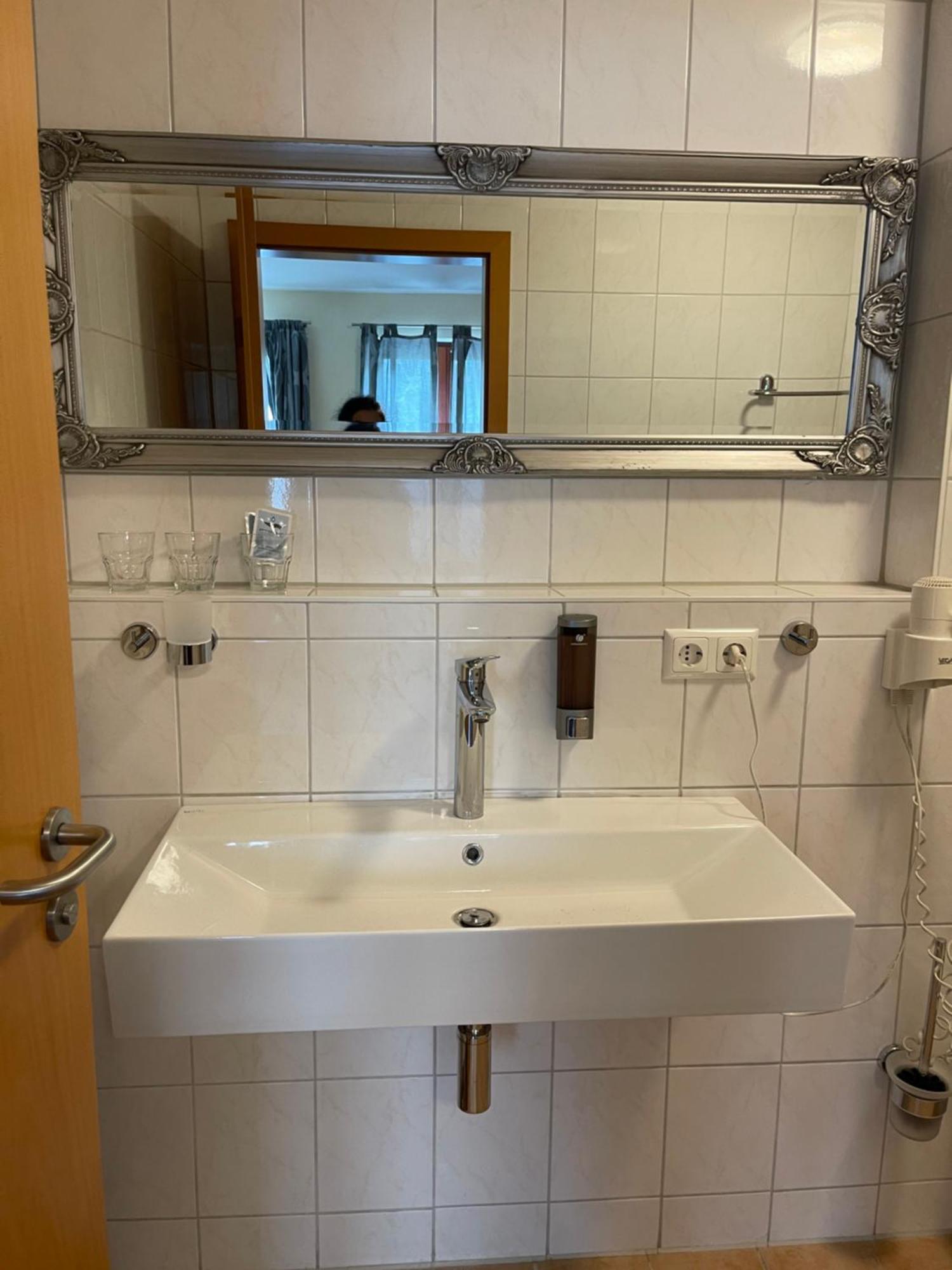 Hotel Mythos "Apartments" Markgröningen Eksteriør billede