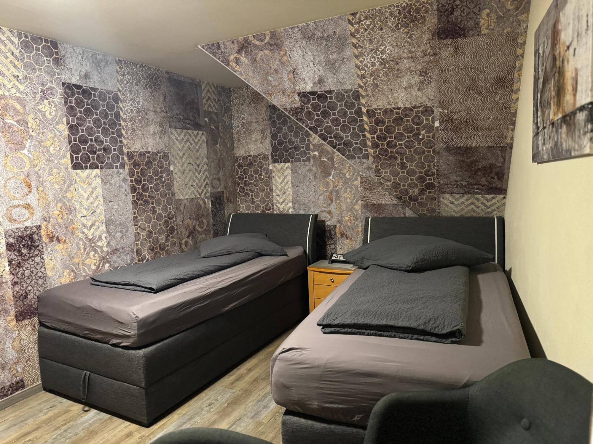 Hotel Mythos "Apartments" Markgröningen Eksteriør billede