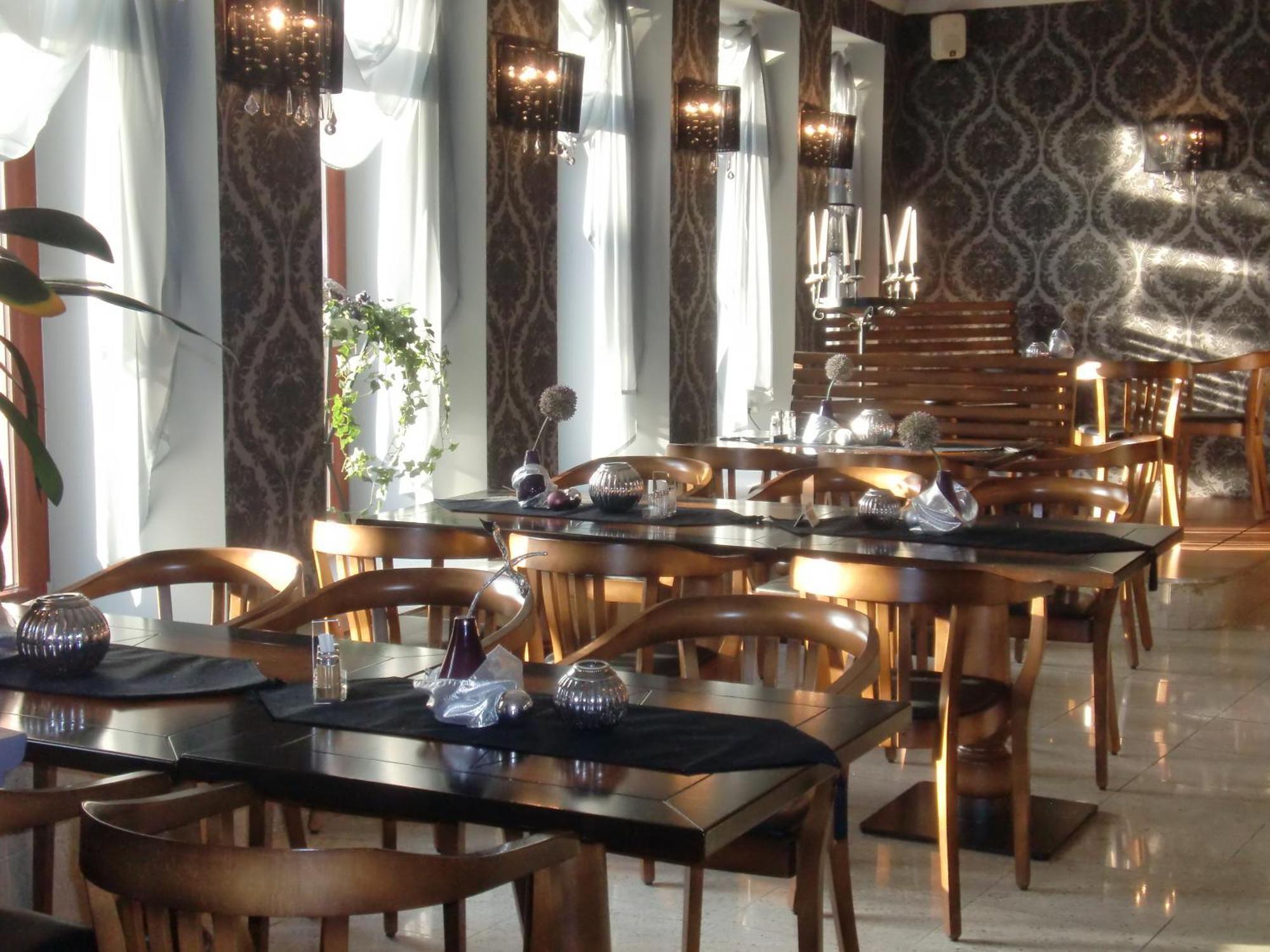 Hotel Mythos "Apartments" Markgröningen Eksteriør billede